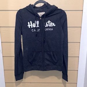 Women’s Hollister full-zip hoodie..NWOT, size M.